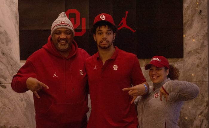 Caleb Williams, Family